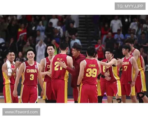 中国男篮逆转胜澳大利亚晋级亚洲杯决赛 队员表现引发热议 中国男篮逆转胜澳大利亚晋级亚洲杯决赛 队员表现引发热议