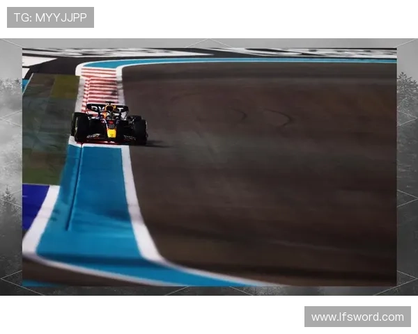 F1赛季终极对决：维斯塔潘与汉密尔顿的激烈冠军争夺战