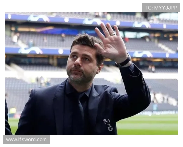 伯明翰俱乐部迎关键变革新帅上任引发球迷期待赛季前景备受关注