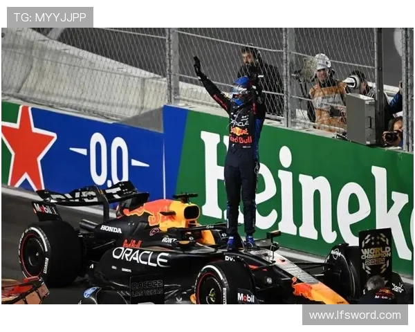 新赛季F1围场风云再起车队调整与车手争冠成焦点全球赛历变动引热议